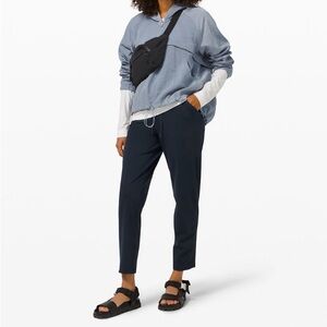 Lululemon - Stretch High-Rise Pant 7/8 Length - Women's 4 - Navy